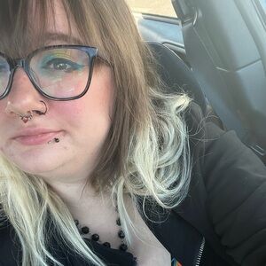 Meet your Posher, Zoe